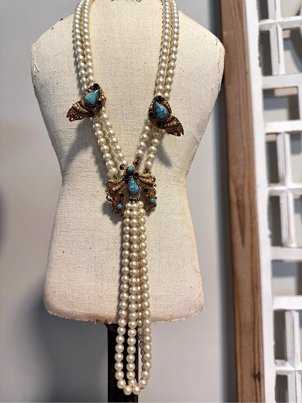 Florenza Vintage Jewelry Set, Faux Pearl Lariat Necklace + Clip Earrings, Turquo